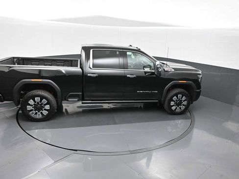 New 2025 GMC Sierra 2500 Denali w/ Technology Package image 17