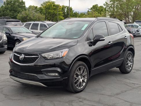 Used 2019 Buick Encore Sport Touring AWD/4WD image 10