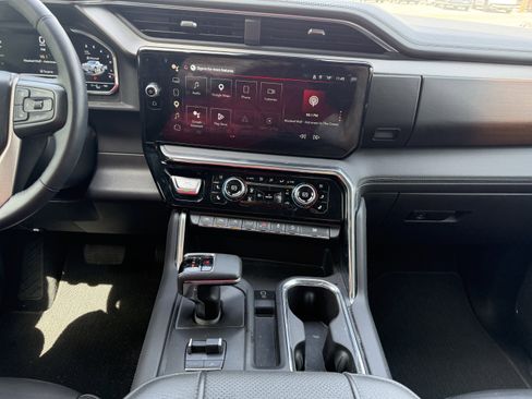 Used 2024 GMC Sierra 1500 Denali w/ Denali Reserve Package image 20