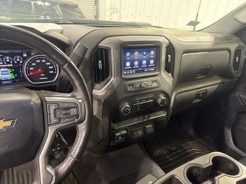 Used 2021 Chevrolet Silverado 2500 Custom w/ Custom Value Package AWD/4WD image 16