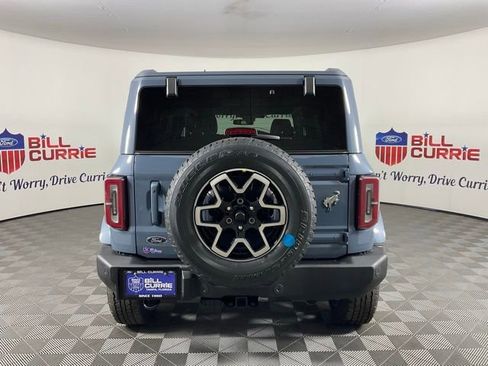 New 2025 Ford Bronco Outer Banks image 4