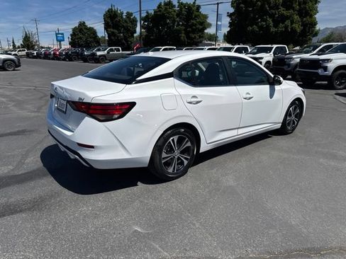 Used 2022 Nissan Sentra SV FWD image 7