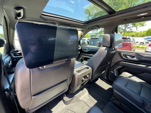 Used 2021 Chevrolet Tahoe RST w/ Luxury Package AWD/4WD image 24