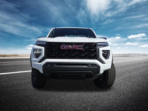 New 2026 GMC Canyon Elevation w/ Convenience Package RWD image 13