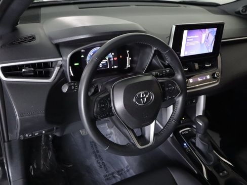 Used 2024 Toyota Corolla Cross AWD Hybrid w/ Convenience Package image 11
