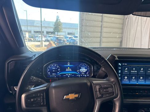 Used 2023 Chevrolet Silverado 1500 LT w/ Protection Package AWD/4WD image 19