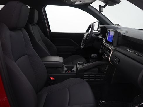 Used 2025 Toyota Tacoma SR image 11