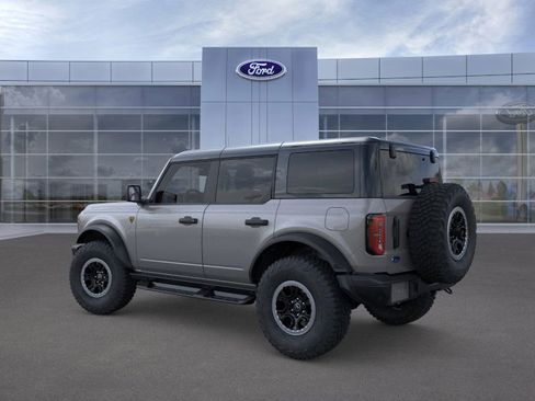 New 2025 Ford Bronco Badlands w/ Sasquatch Package AWD/4WD image 4