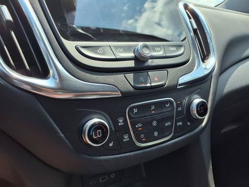 Used 2023 Chevrolet Equinox LT FWD image 20