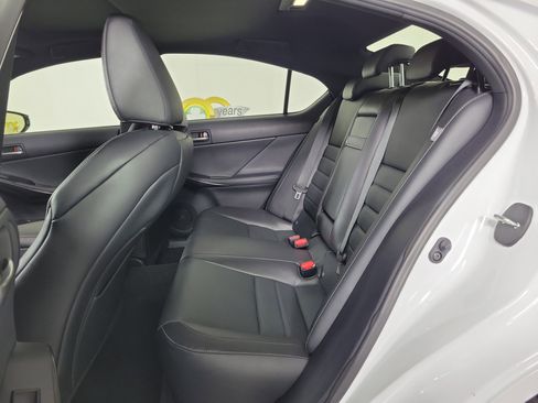 Used 2022 Lexus IS 350 F Sport image 10