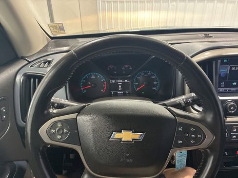 Used 2015 Chevrolet Colorado Z71 AWD/4WD image 18