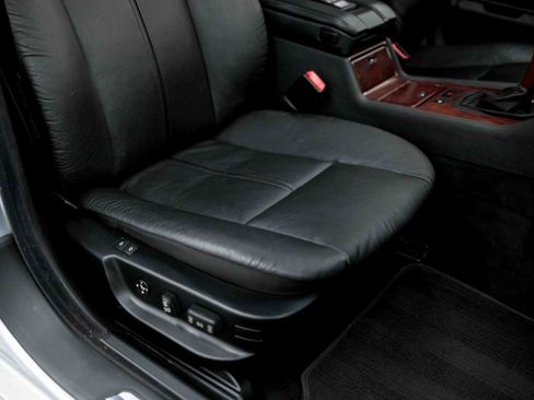 Used 1998 BMW 740iL image 75