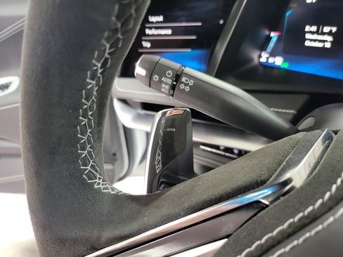 New 2026 Chevrolet Corvette Stingray Premium Cpe w/ Battery Protection Package image 24