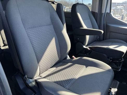 Used 2023 Ford Transit 350 XLT image 27