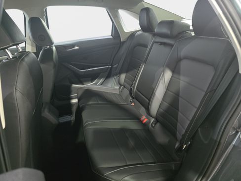 Used 2023 Volkswagen Jetta SE FWD image 11