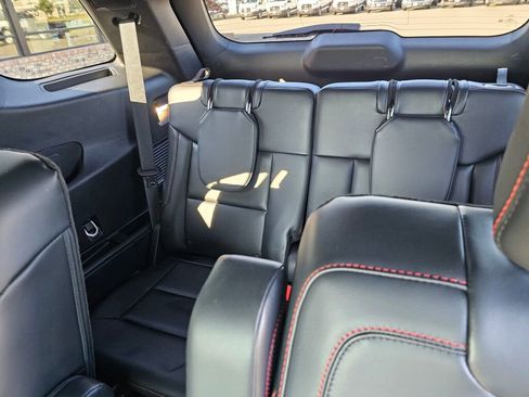 Used 2025 Ford Explorer ST-Line image 14
