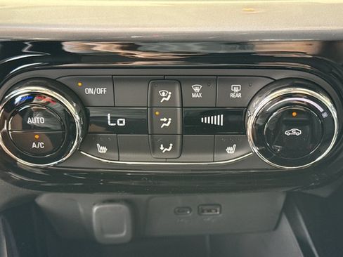 New 2026 Chevrolet Trax LT w/ Driver Confidence Package FWD image 16