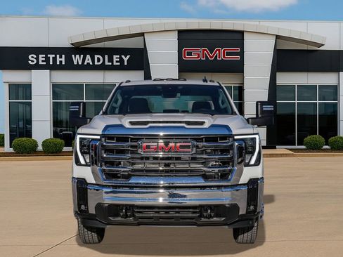 New 2026 GMC Sierra 3500 SLE w/ SLE Convenience Package AWD/4WD image 2