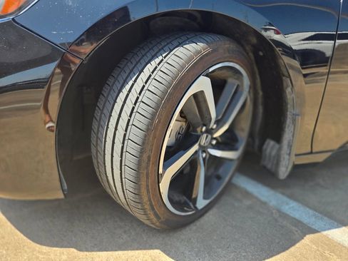 Used 2018 Honda Accord Sport image 30