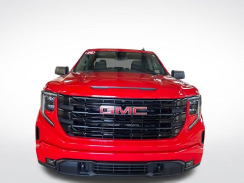 Used 2024 GMC Sierra 1500 Elevation AWD/4WD image 9
