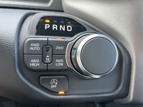 New 2026 RAM 1500 Big Horn AWD/4WD image 18