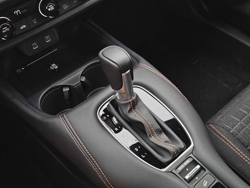 Used 2026 Honda HR-V Sport image 19