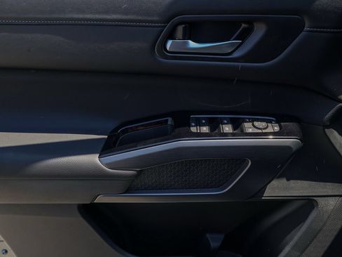 New 2026 Nissan Pathfinder SL FWD image 24