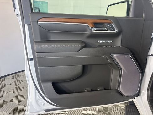 Used 2023 GMC Sierra 1500 Denali w/ Technology Package image 7