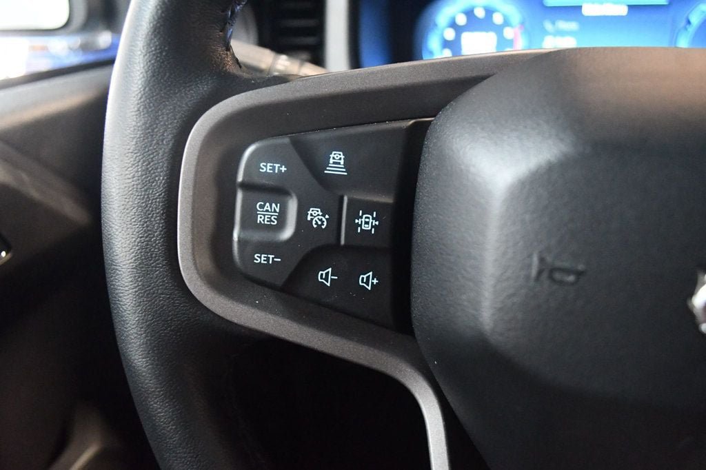 Used 2025 Ford Bronco Badlands AWD/4WD image 44
