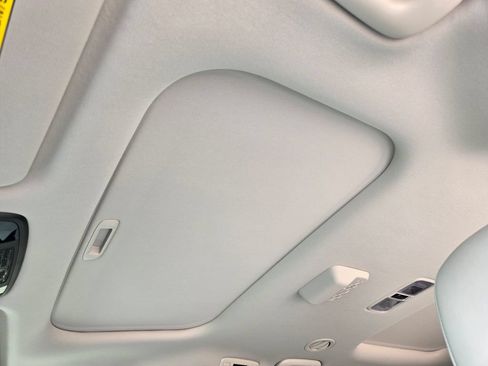 New 2026 Kia Carnival SX FWD image 18