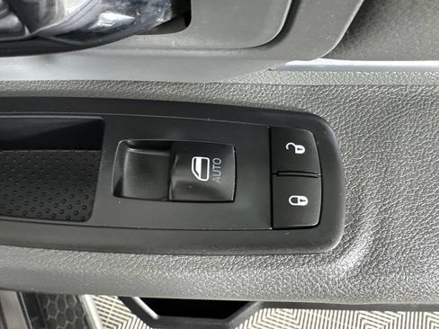 Used 2017 RAM 1500 Big Horn AWD/4WD image 36