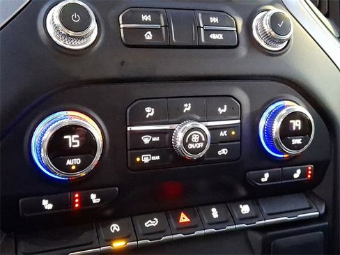 Used 2022 GMC Sierra 1500 Elevation image 21