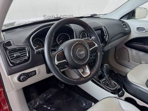 Used 2018 Jeep Compass Limited w/ Navigation Group image 9