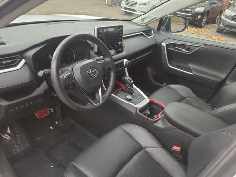 Used 2021 Toyota RAV4 TRD Off-Road image 16