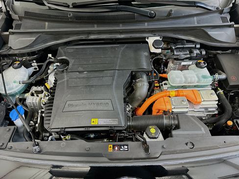 Used 2020 Kia Niro EX image 33