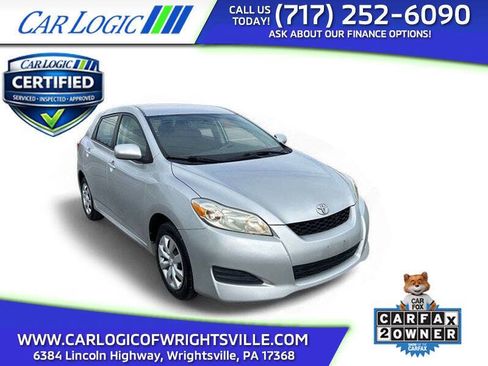 Used 2010 Toyota Matrix Base 4dr Wagon 4A image 1