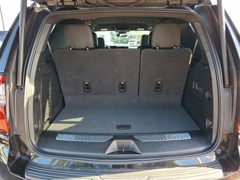 Certified 2025 GMC Yukon Denali image 30