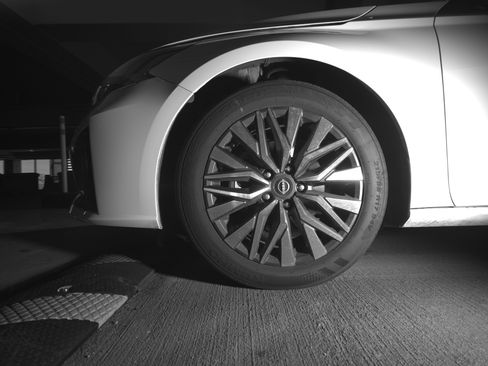 Used 2025 Nissan Altima 2.5 SV image 12