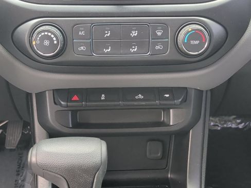 Used 2021 Chevrolet Colorado W/T w/ WT Convenience Package RWD image 28