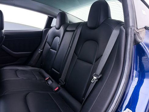 Used 2018 Tesla Model 3 Long Range RWD image 33