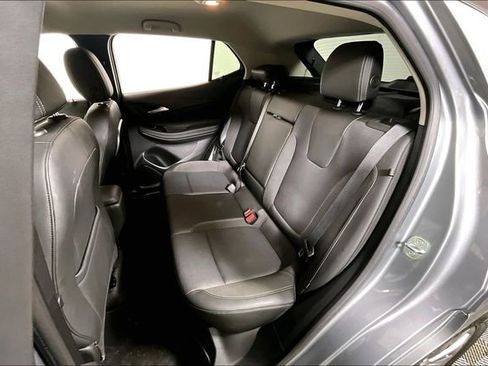 Used 2023 Buick Encore GX Select w/ Sport Touring Package image 25