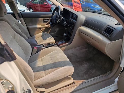 Used 2004 Subaru Outback H6 35th Anniversary Edition AWD/4WD image 11