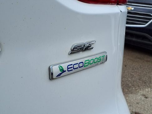 Used 2014 Ford Escape SE image 9