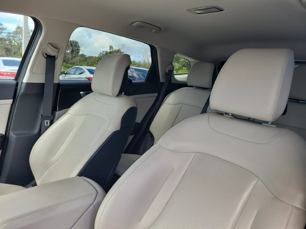 Certified 2024 Kia Sportage EX FWD image 22