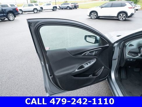 Used 2024 Chevrolet Malibu LT image 11