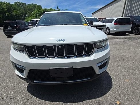 Used 2022 Jeep Grand Cherokee Limited 4xe w/ Luxury Tech Group II AWD/4WD image 12