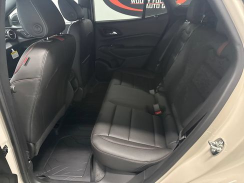 New 2026 Chevrolet Trax RS w/ Sunroof Package FWD image 13