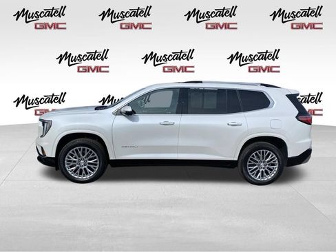 Used 2025 GMC Acadia Denali w/ LPO, Floor Liner Package AWD/4WD image 9