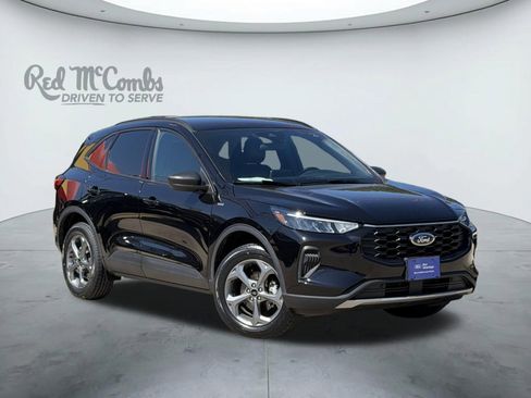 Certified 2025 Ford Escape ST-Line AWD/4WD image 1