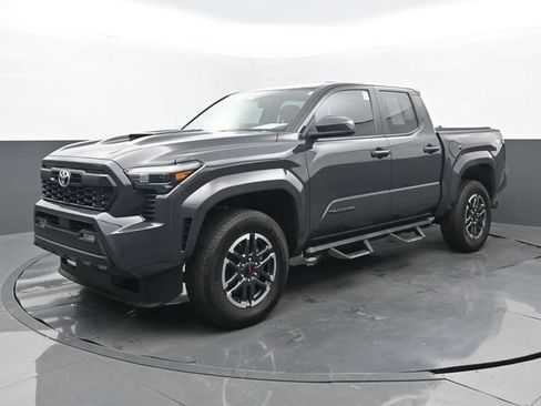 Used 2024 Toyota Tacoma TRD Sport RWD image 22